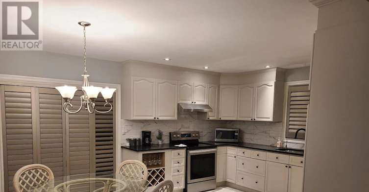 MAIN-8001 Woodsview Crescent, Niagara Falls, ON, L2H 3E9 - 6