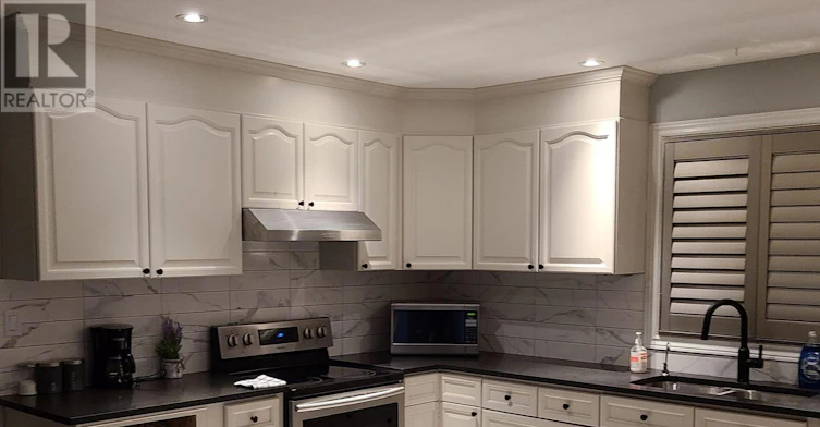 MAIN-8001 Woodsview Crescent, Niagara Falls, ON, L2H 3E9 - 5
