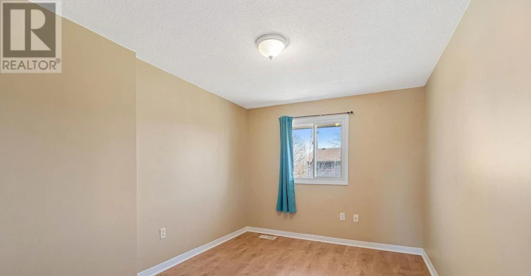 18 Julie Drive, Thorold, ON, L2V 4L5 - 10
