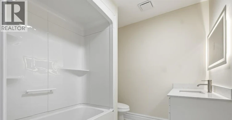 MAIN LEVEL-435 Caron Avenue, Windsor, ON, N8A 5B3 - 4