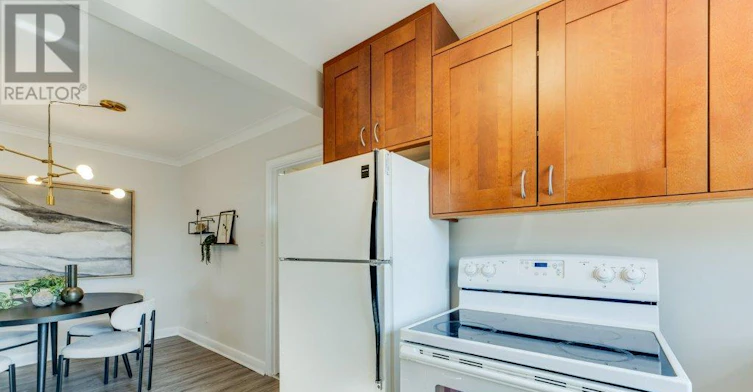 UPPER-225 Woodville Avenue, Toronto, ON, M4J 2R4 - 16
