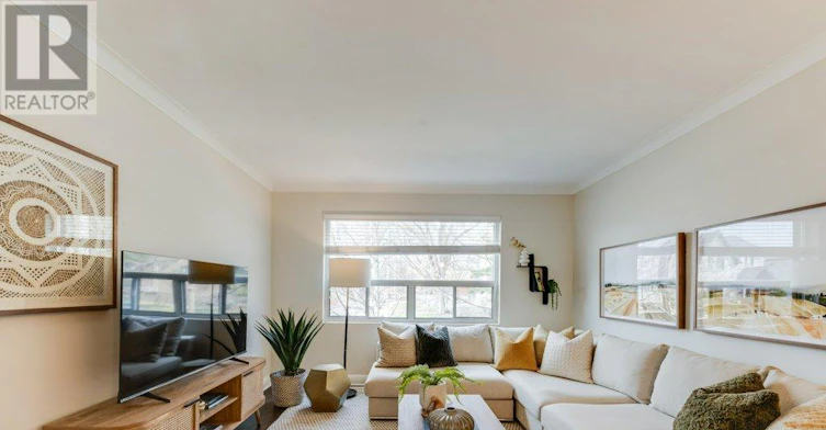 MAIN-225 Woodville Avenue, Toronto, ON, M4J 2R4 - 2