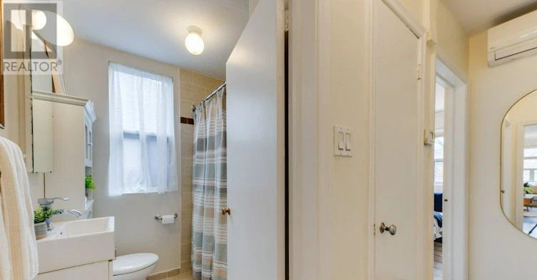 MAIN-225 Woodville Avenue, Toronto, ON, M4J 2R4 - 19