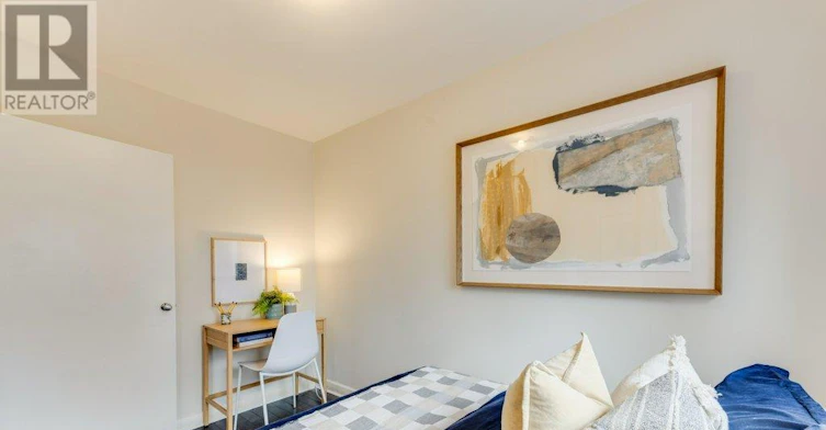 MAIN-225 Woodville Avenue, Toronto, ON, M4J 2R4 - 30