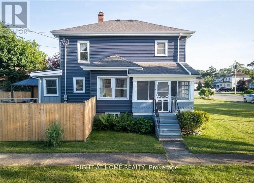 129 Forest Avenue, Port Colborne, ON, L3K 5E5