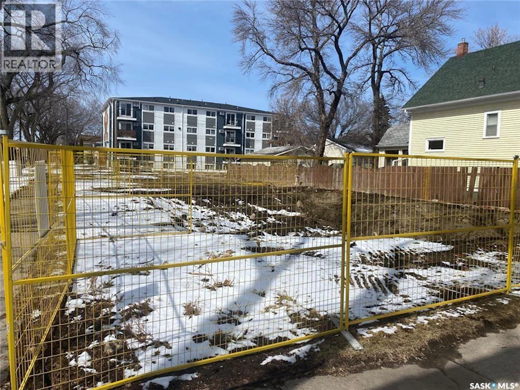 718 Lansdowne Avenue, Saskatoon, SK, S7N 1E5 - 2