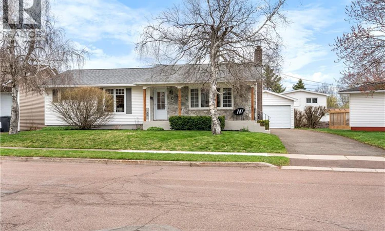 3 Laird Avenue