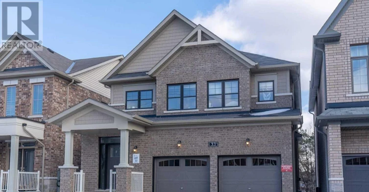 MAIN-33 Bremner Street, Whitby, ON, L1R 1W5