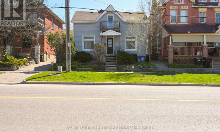 103 Mulcaster Street