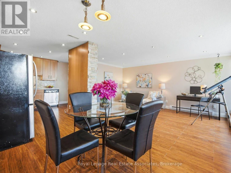 222-1055 Dundas Street E, Mississauga, ON, L4Y 3X6 - 5
