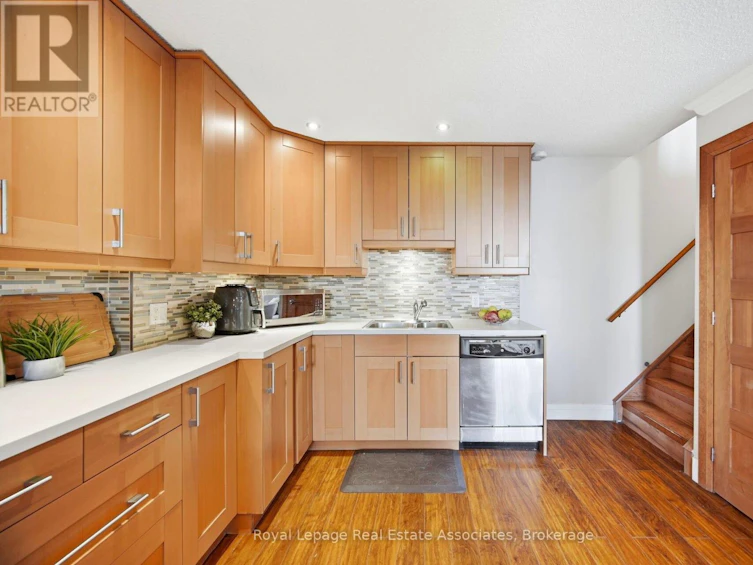 222-1055 Dundas Street E, Mississauga, ON, L4Y 3X6 - 13