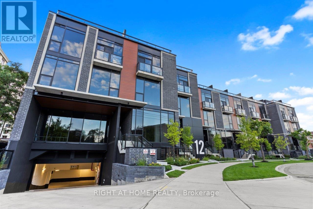 25-12 Dervock Crescent, Toronto, ON, M2K 1A7