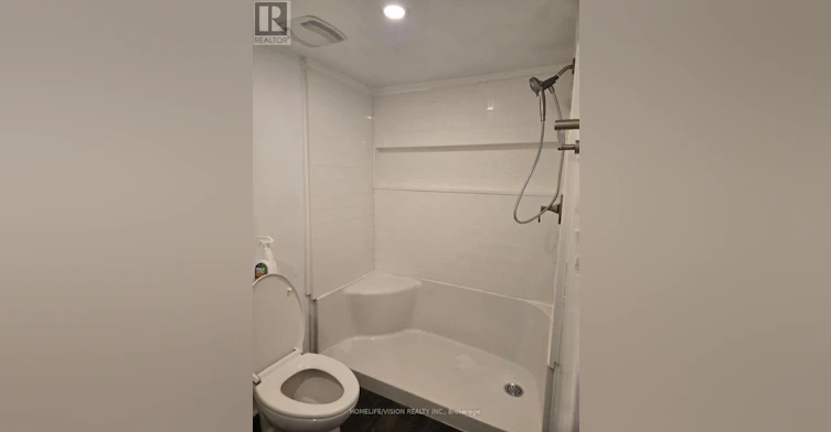 BSMT-61 Lewiston Road, Toronto, ON, M1P 1X8 - 6