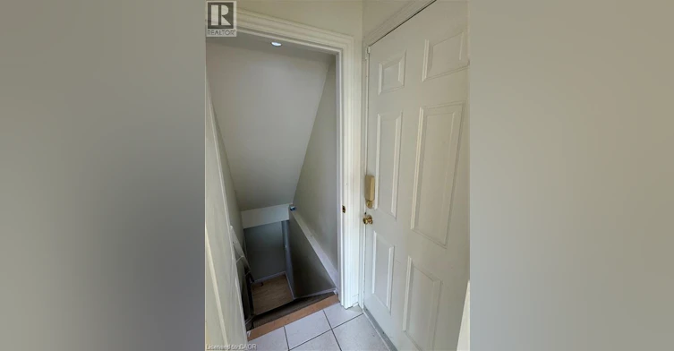 Lower-116 Zieman Crescent, Cambridge, ON, N1T 2H5 - 2