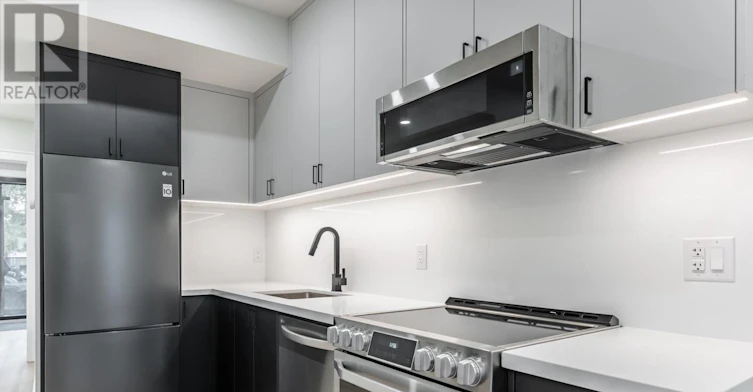 MAIN-594 Concord Avenue, Toronto, ON, M6H 2R1 - 7