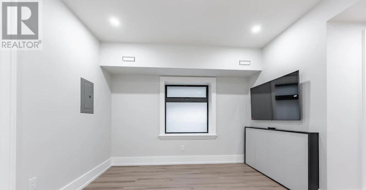 MAIN-594 Concord Avenue, Toronto, ON, M6H 2R1 - 13