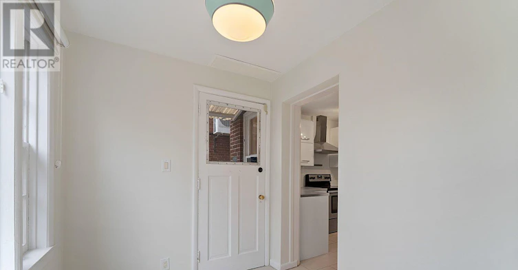 145 Glengrove Avenue W, Toronto, ON, M4R 1P1 - 22