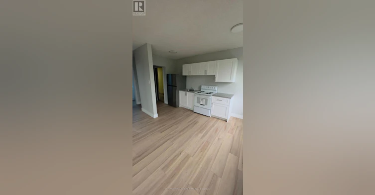 301-295 Melvin Avenue, Hamilton, ON, L8H 2K6 - 3