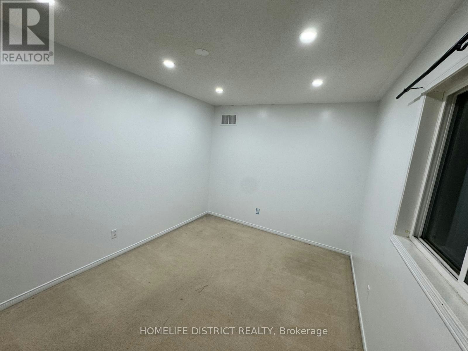 1100 Ashgrove Crescent, Oshawa, ON, L1K 2W4 - 12