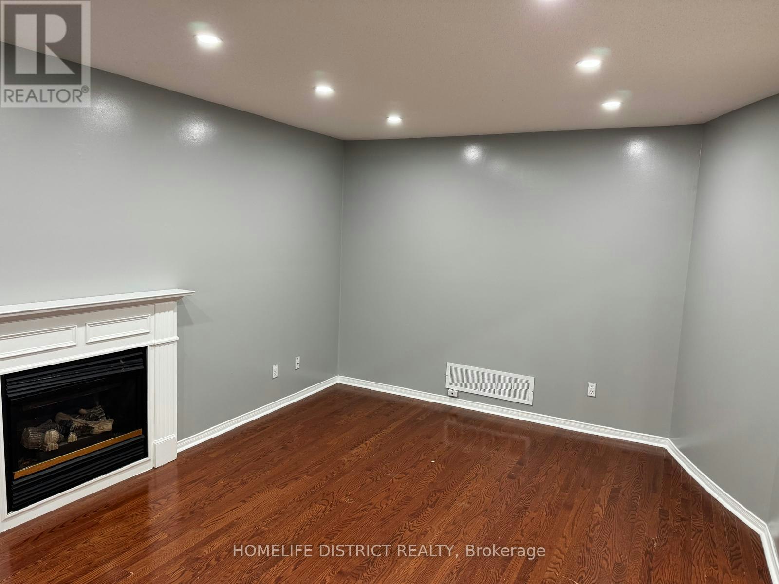 1100 Ashgrove Crescent, Oshawa, ON, L1K 2W4 - 31