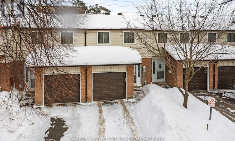 4-261 Rose Street