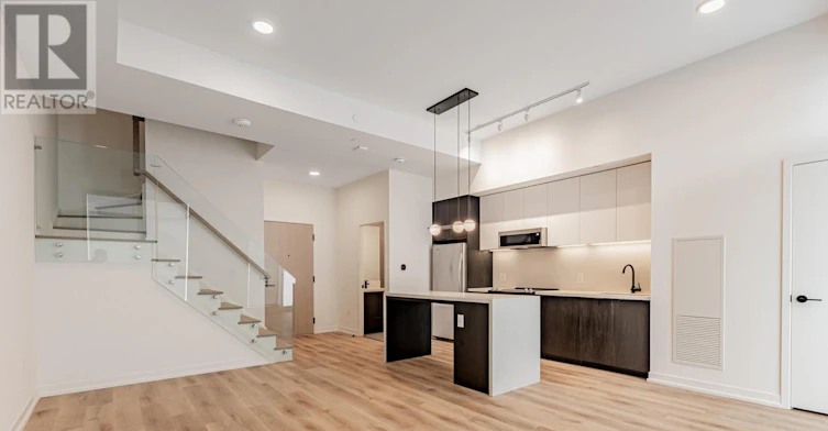 TH 101-5 York Garden Way, Toronto, ON, M6A 2V1 - 5