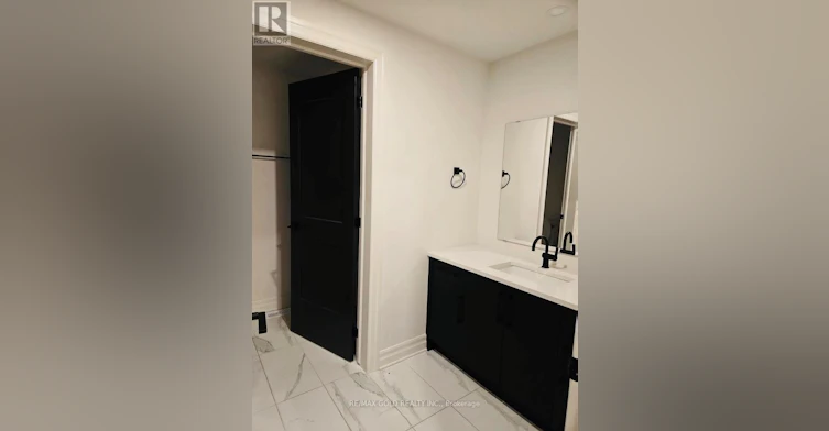 7537 Splendour Drive, Niagara Falls, ON, L2H 2Y6 - 9