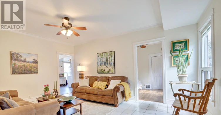 17 Foster Avenue, Hamilton, ON, L8N 1Z7 - 9