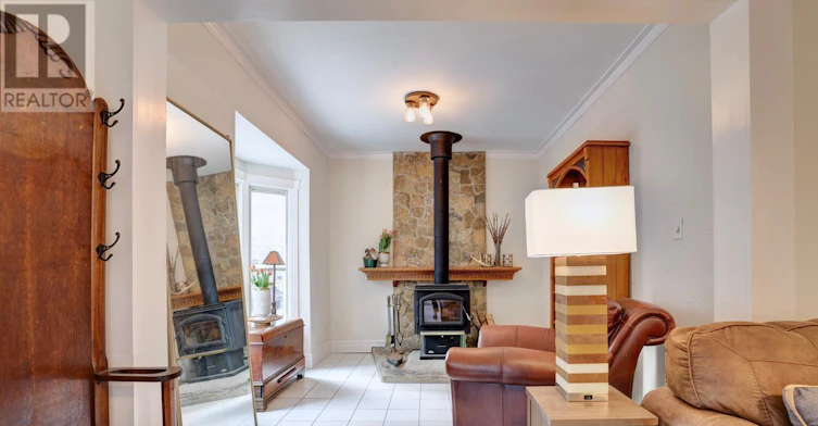 17 Foster Avenue, Hamilton, ON, L8N 1Z7 - 6