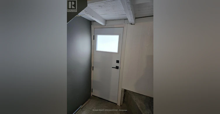 17 Foster Avenue, Hamilton, ON, L8N 1Z7 - 30