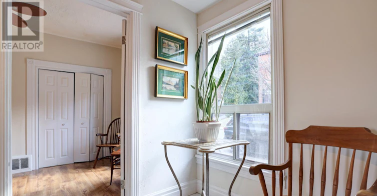 17 Foster Avenue, Hamilton, ON, L8N 1Z7 - 12