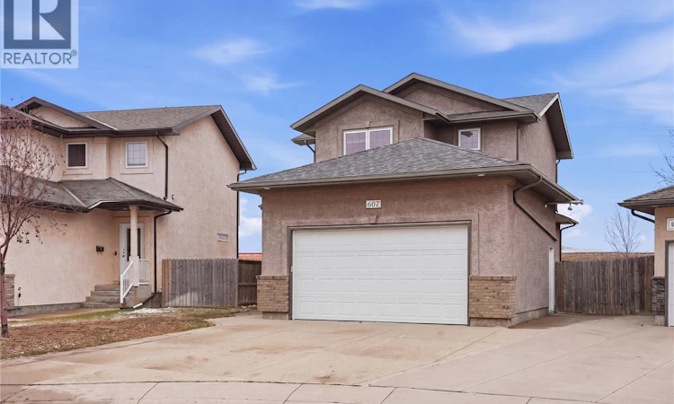 607 Beckett Crescent