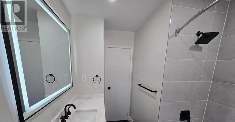 MAIN-3285 Lansdown Drive, Burlington, ON, L7M 1S4 - 10