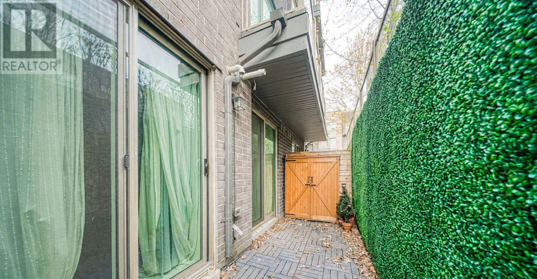 103-3 Applewood Lane W, Toronto, ON, M9C 0C1 - 25