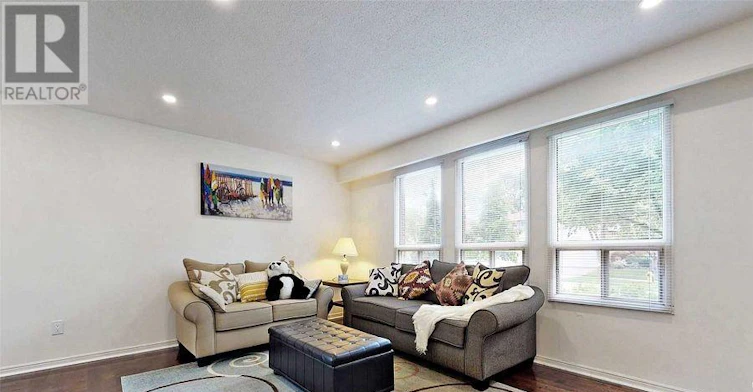 68 Gretman Crescent, Markham, ON, L3T 5M2 - 4