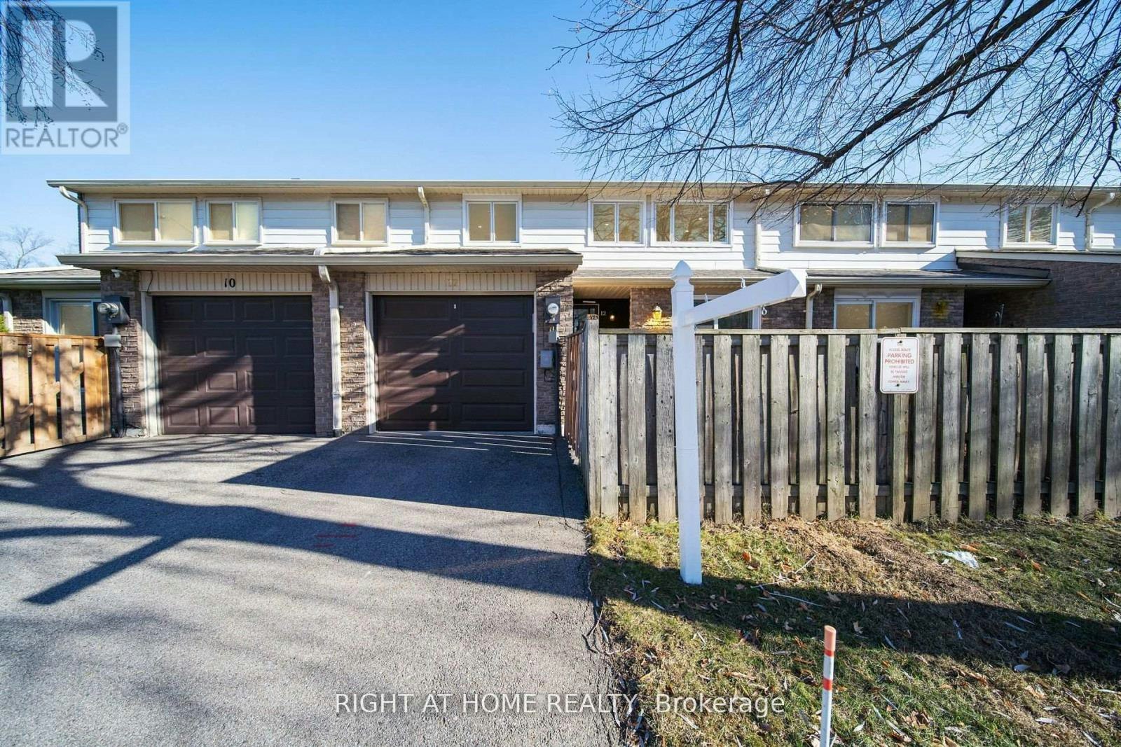 12 Lace Fernway Way W, Toronto, ON, M2J 4L9