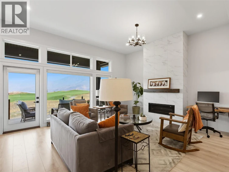 17-260 Cheval Noir Rue, Tobiano, BC, V1S 0G1 - 2