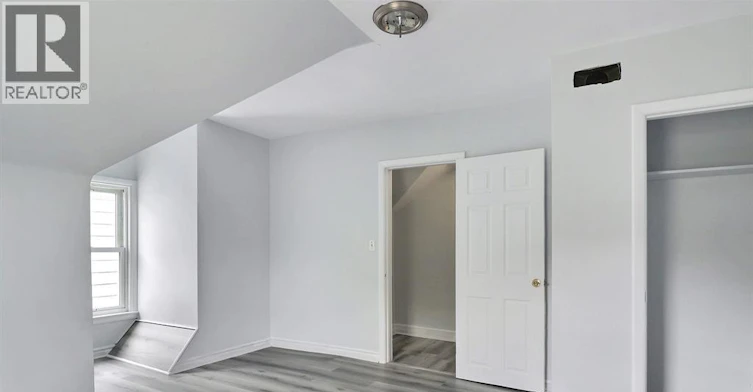 996 Albert, Windsor, ON, N8Y 1V6 - 11