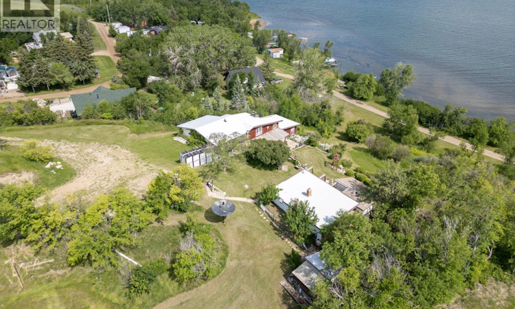 120 Haven Drive North
