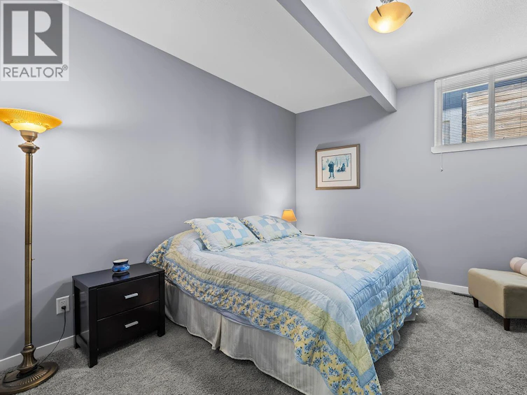6498 Sherburn Road, Peachland, BC, V0H 1X7 - 56