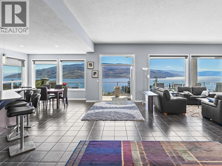 6498 Sherburn Road, Peachland, BC, V0H 1X7 - 6