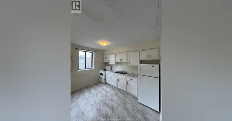 201-1580 Moy Avenue, Windsor, ON, N8X 4S9 - 10