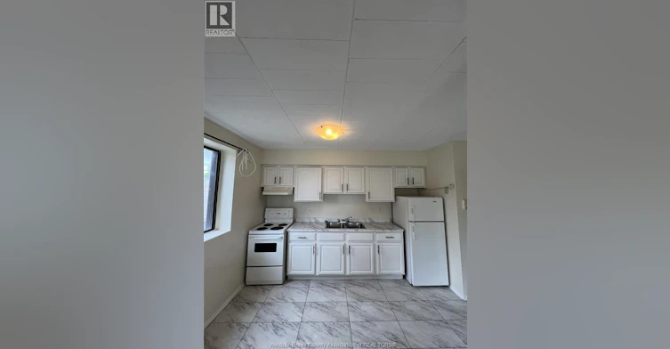 201-1580 Moy Avenue, Windsor, ON, N8X 4S9 - 11