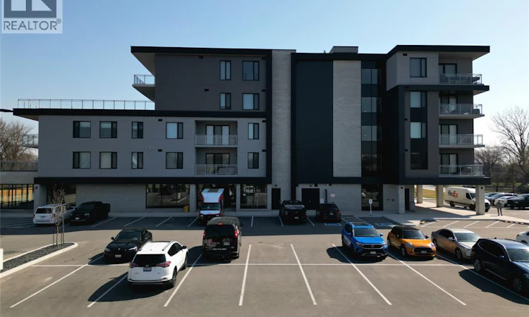 402-14400 Tecumseh Road East