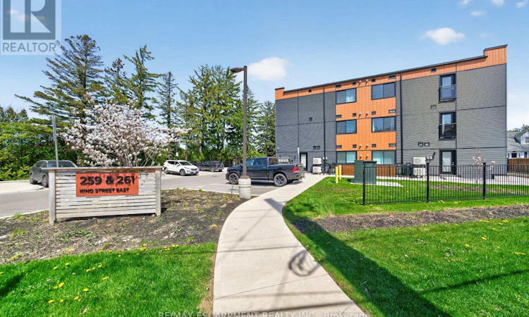 0B-259 King Street E