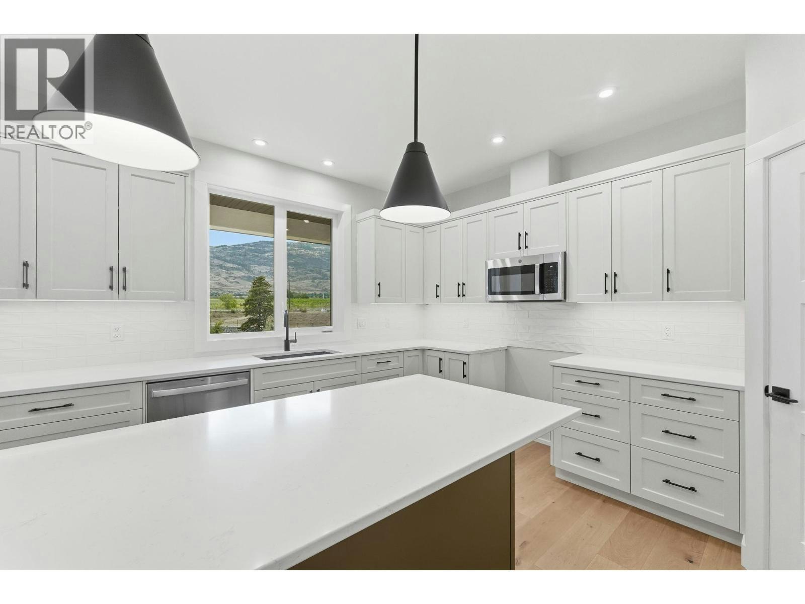3620 Lobelia Drive, Osoyoos, BC, V0H 1V1 - 8