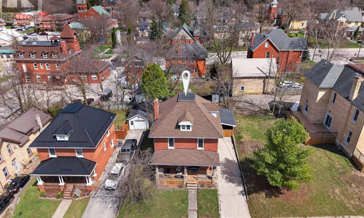 131 2nd Avenue SW