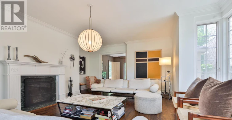 21 Douglas Crescent, Toronto, ON, M4W 2E6 - 4