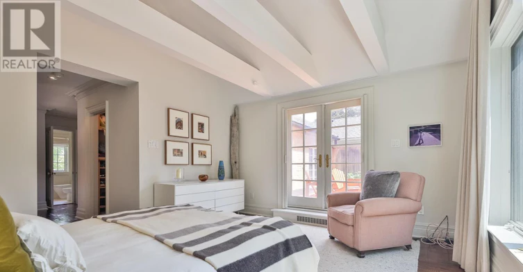 21 Douglas Crescent, Toronto, ON, M4W 2E6 - 23