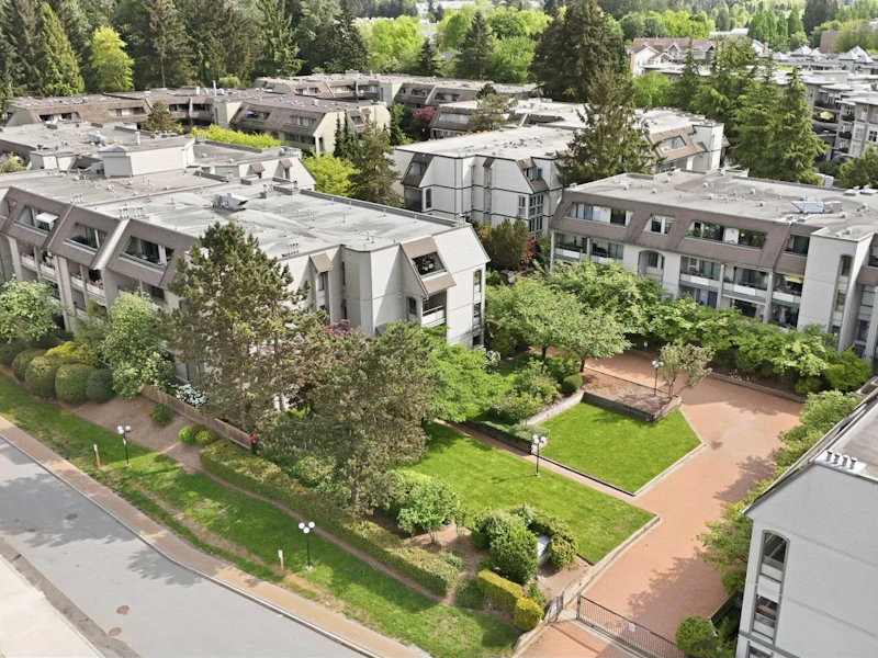 309 - 2915 Glen Drive, Coquitlam BC V3B 7H8